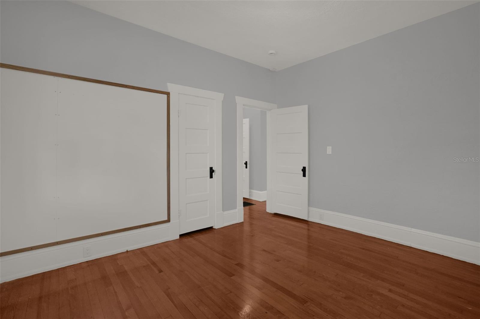 1629 Ferris Ave Property Photo 27