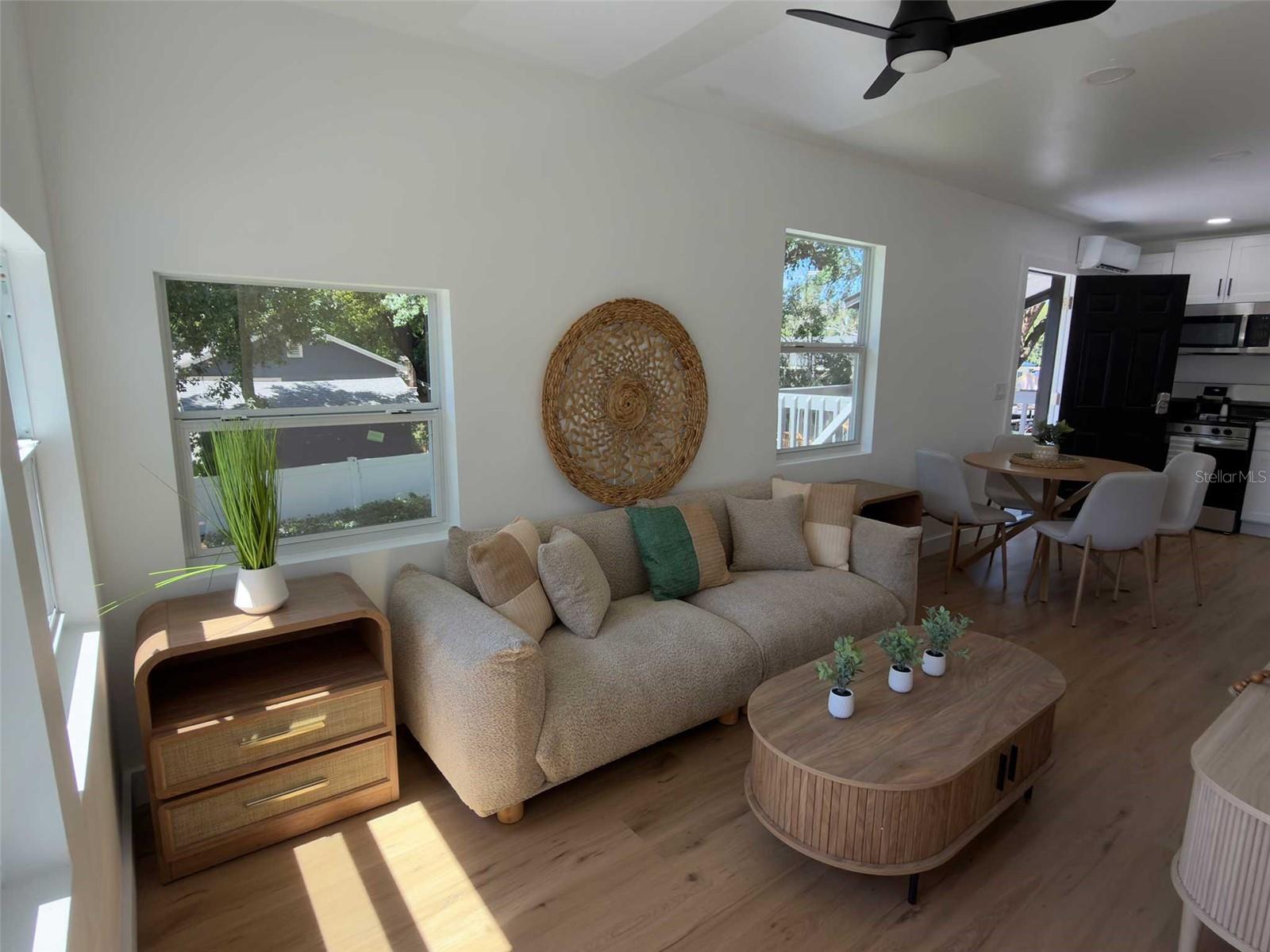 612 N Hampton Ave Property Photo 6
