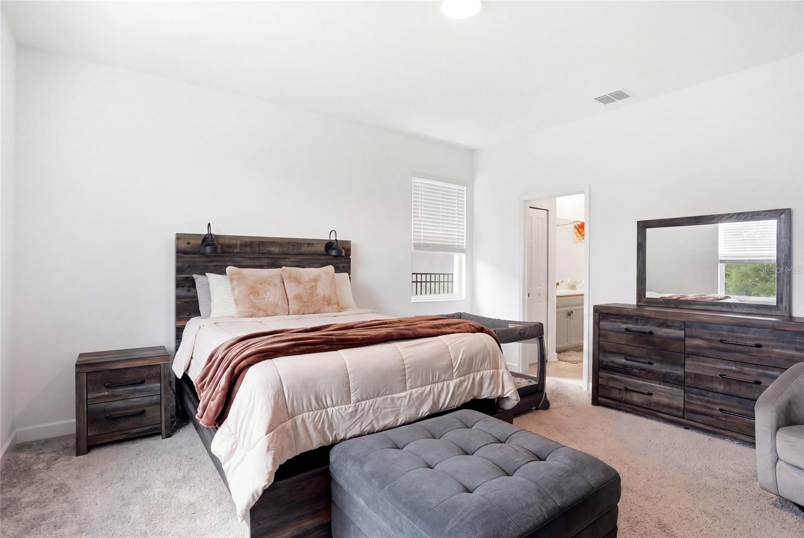 2868 Camden Way Property Photo 16