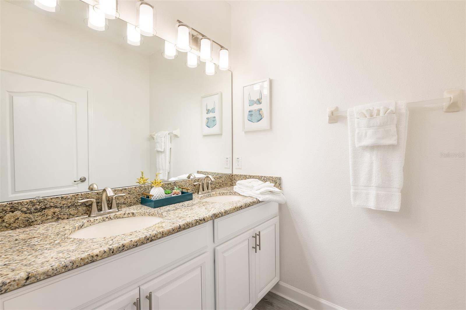 8938 Cuban Palm Rd Property Photo 20