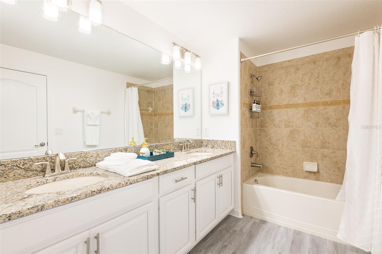 8938 Cuban Palm Rd Property Photo 23