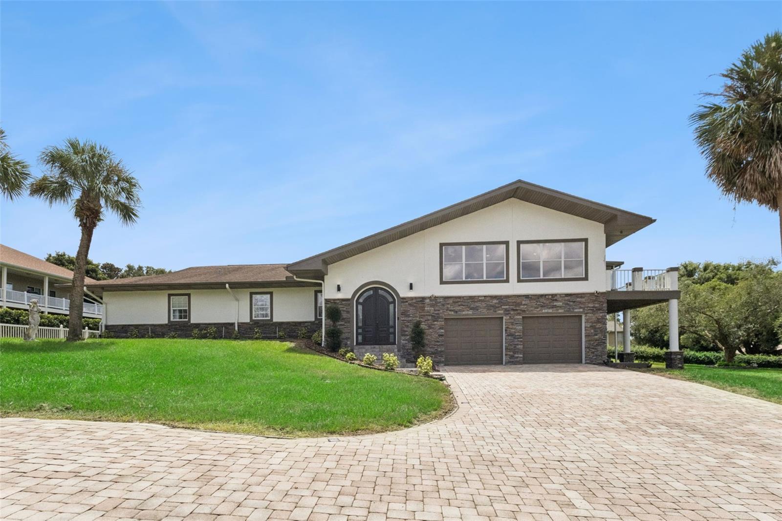 12634 Valencia Dr Property Photo 2
