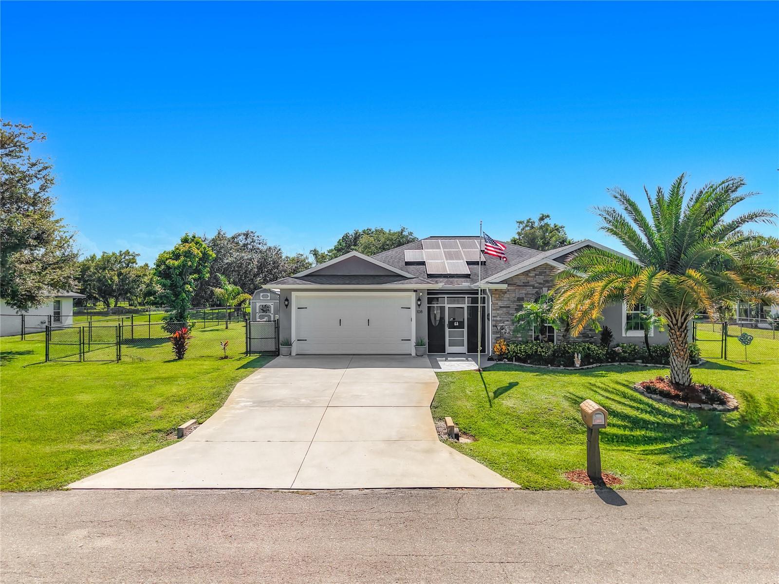 108 OAK KNOLLS CIR