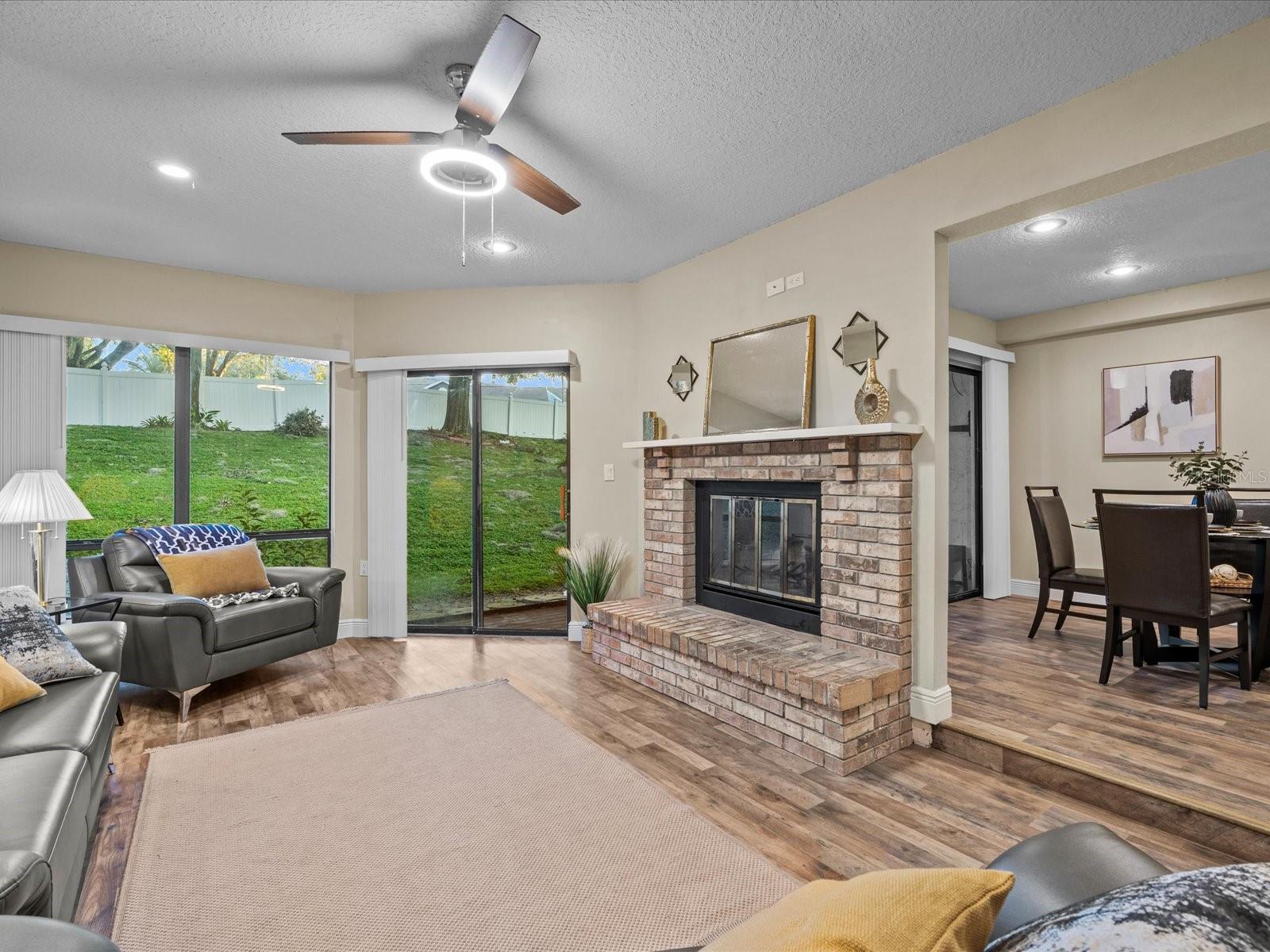 155 Olive Tree Cir #0 Property Photo 16