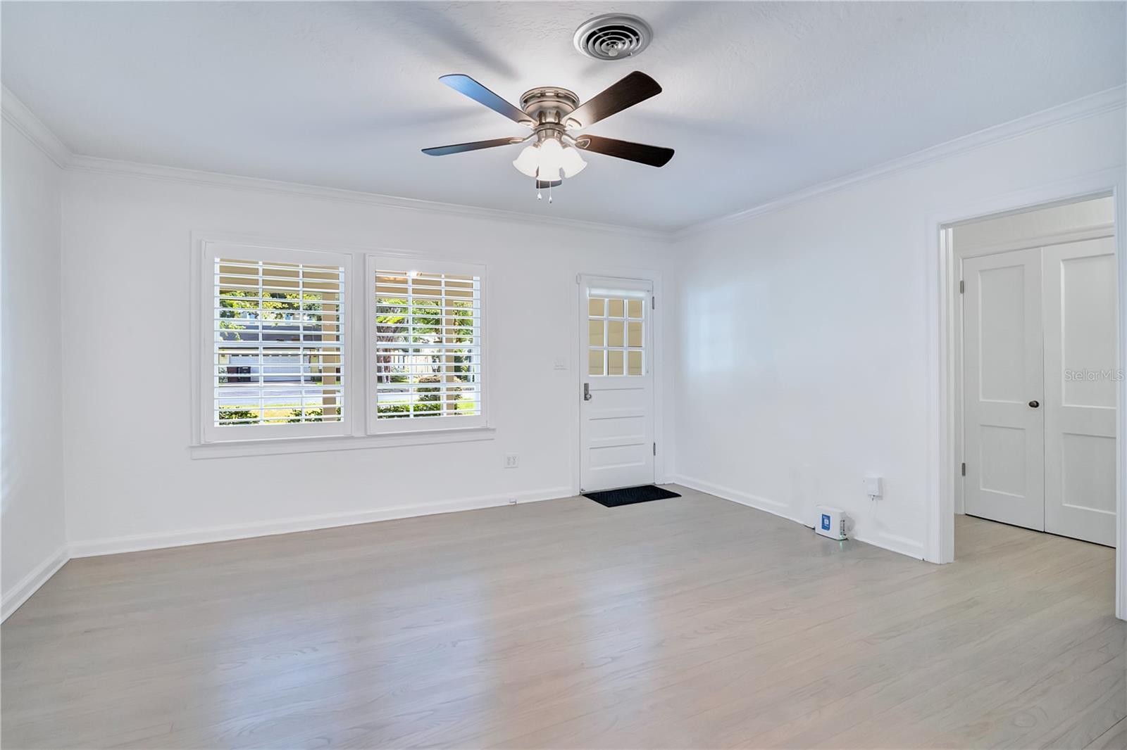 2102 Harrison Ave Property Photo 6