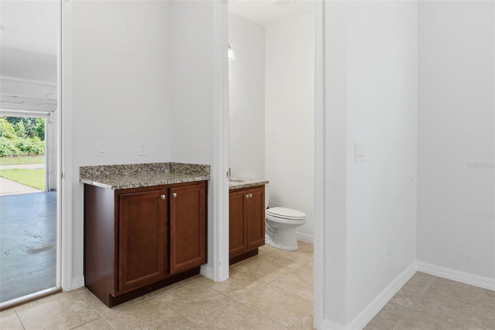 13786 Summer Harbor Ct Property Photo 18