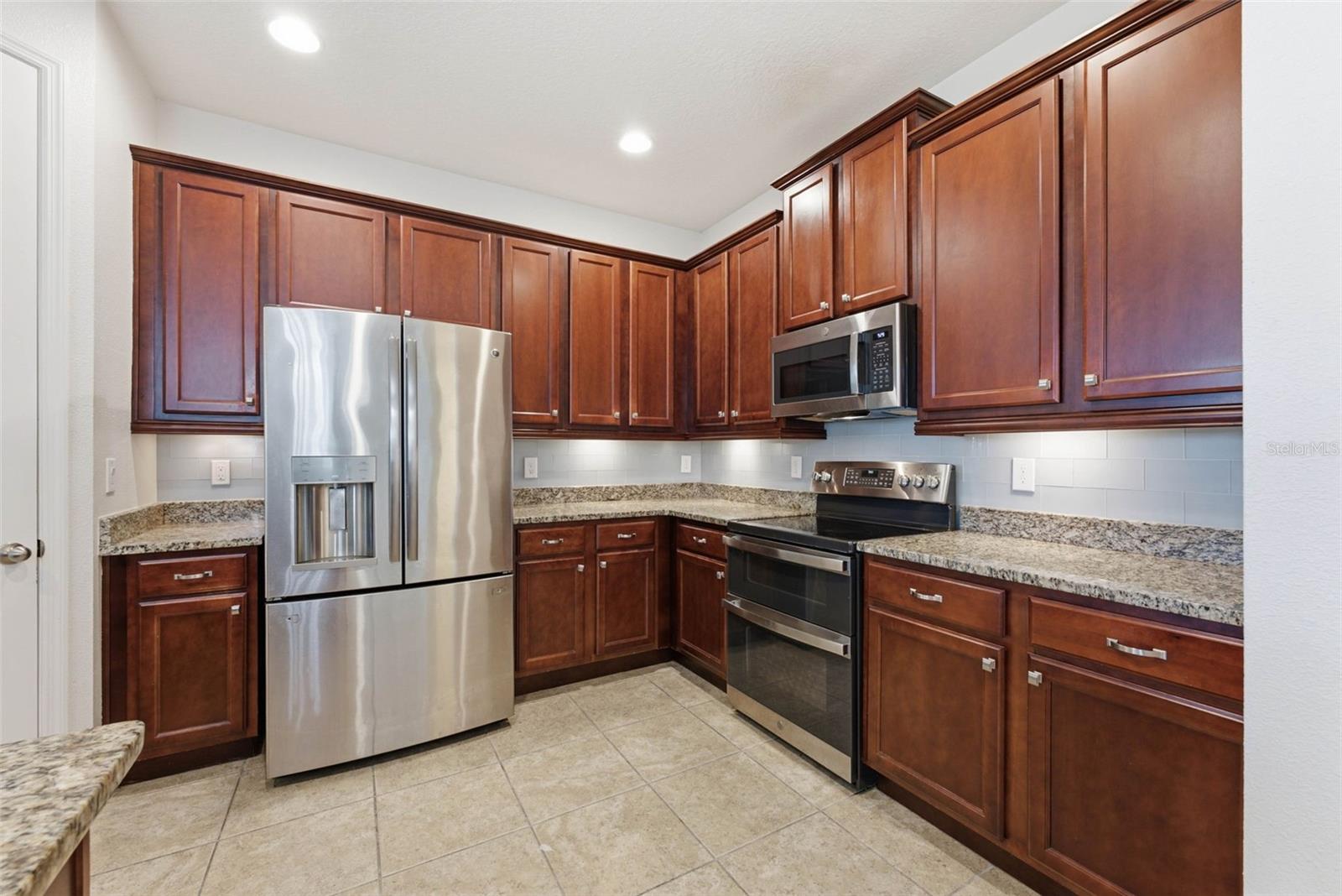 13786 Summer Harbor Ct Property Photo 24