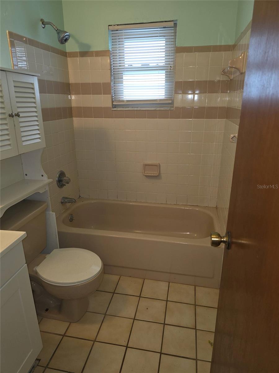 1008 Lynbrook St Nw Property Photo 22