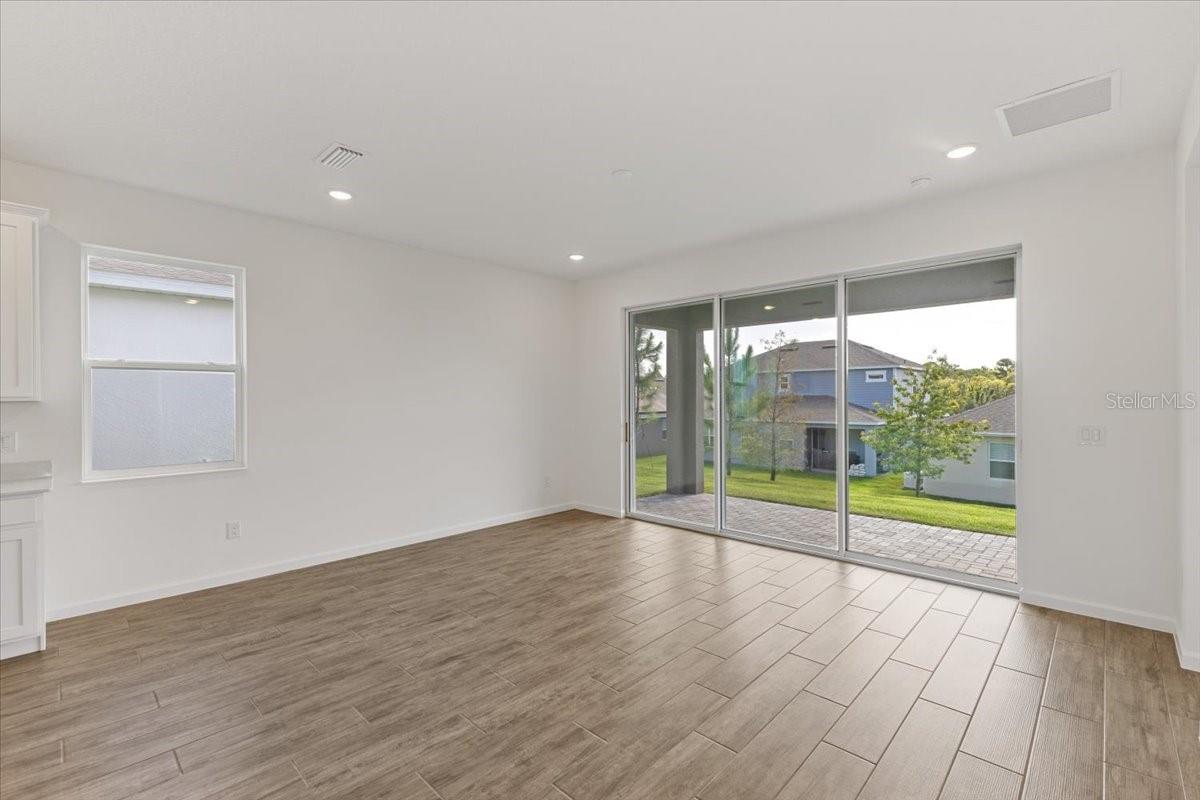 2209 Sirena Ln Property Photo 13