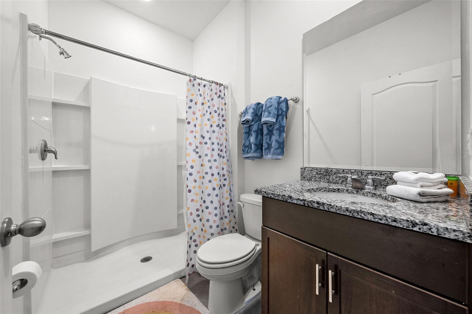 7552 Oakmoss Loop Property Photo 44