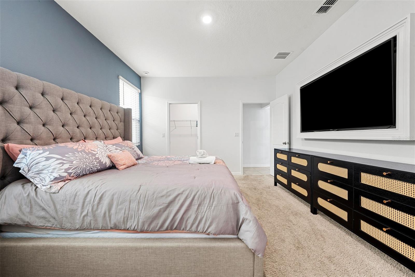 7552 Oakmoss Loop Property Photo 45