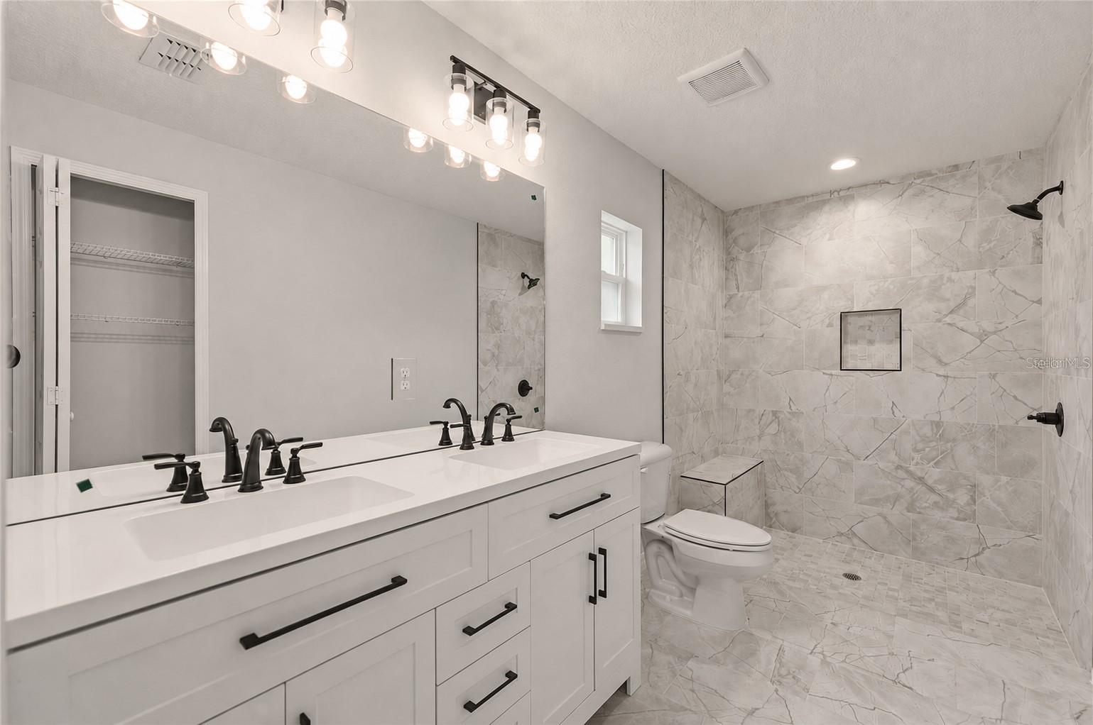 5894 Nw 63rd Pl Property Photo 14