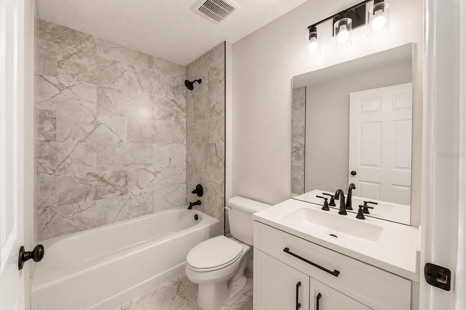5894 Nw 63rd Pl Property Photo 17
