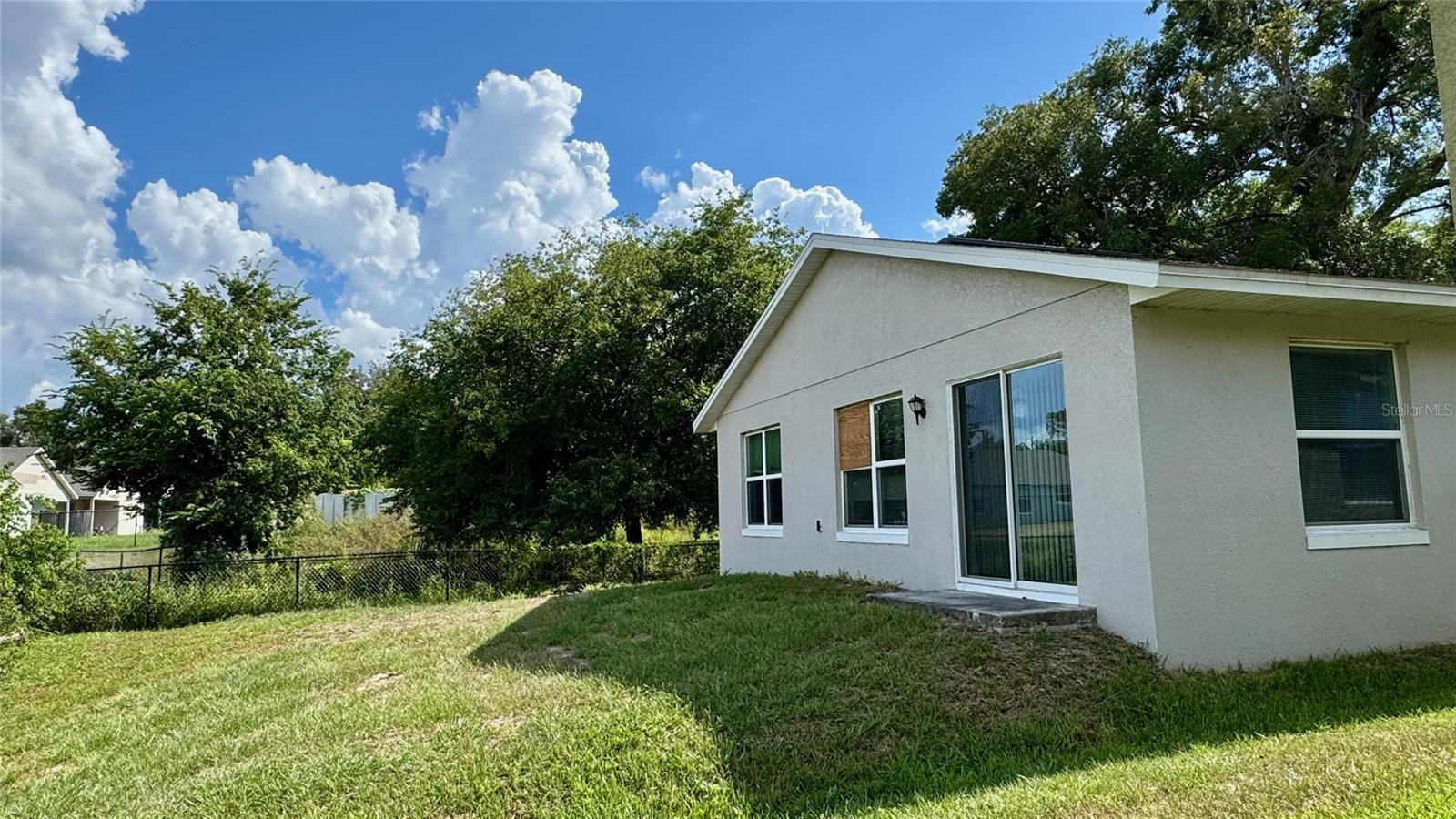 5 N Hart Blvd Property Photo 10