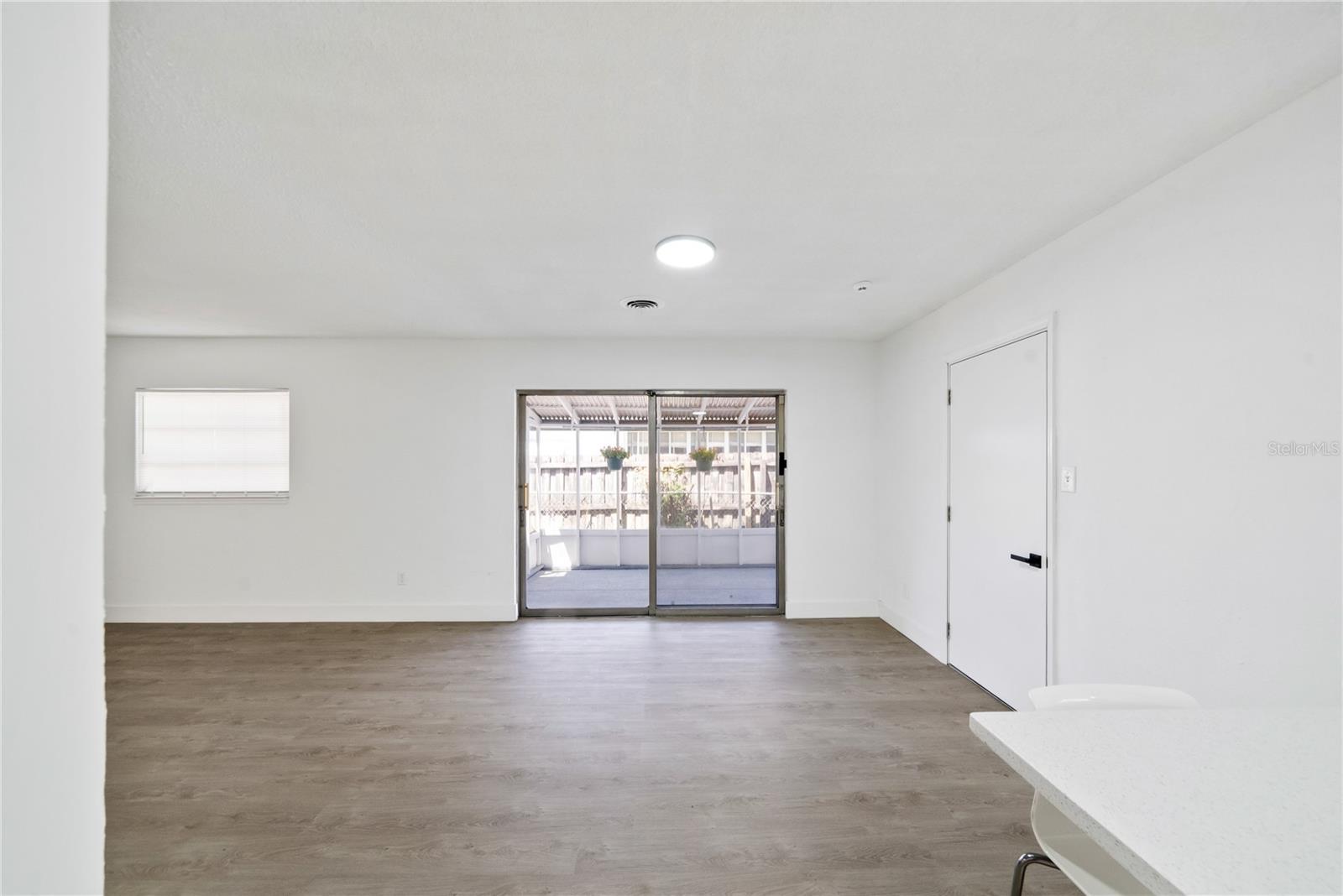 640 Westward Cir Property Photo 14