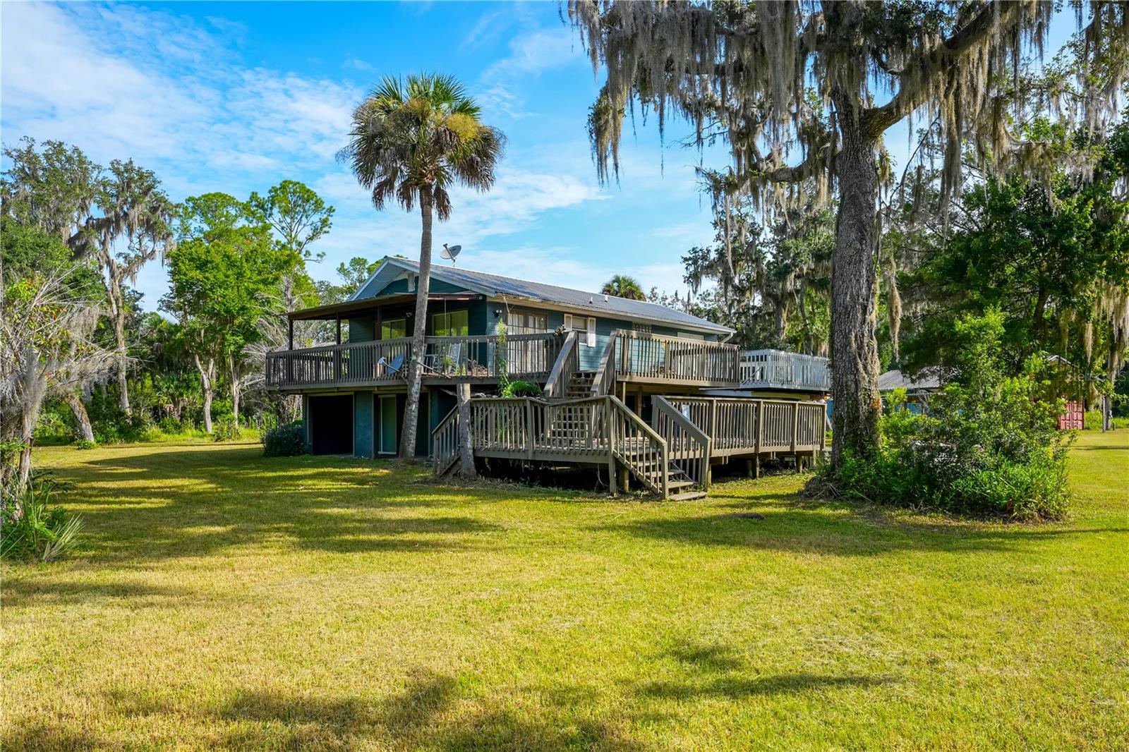 1879 Hideaway Ln Property Photo 1