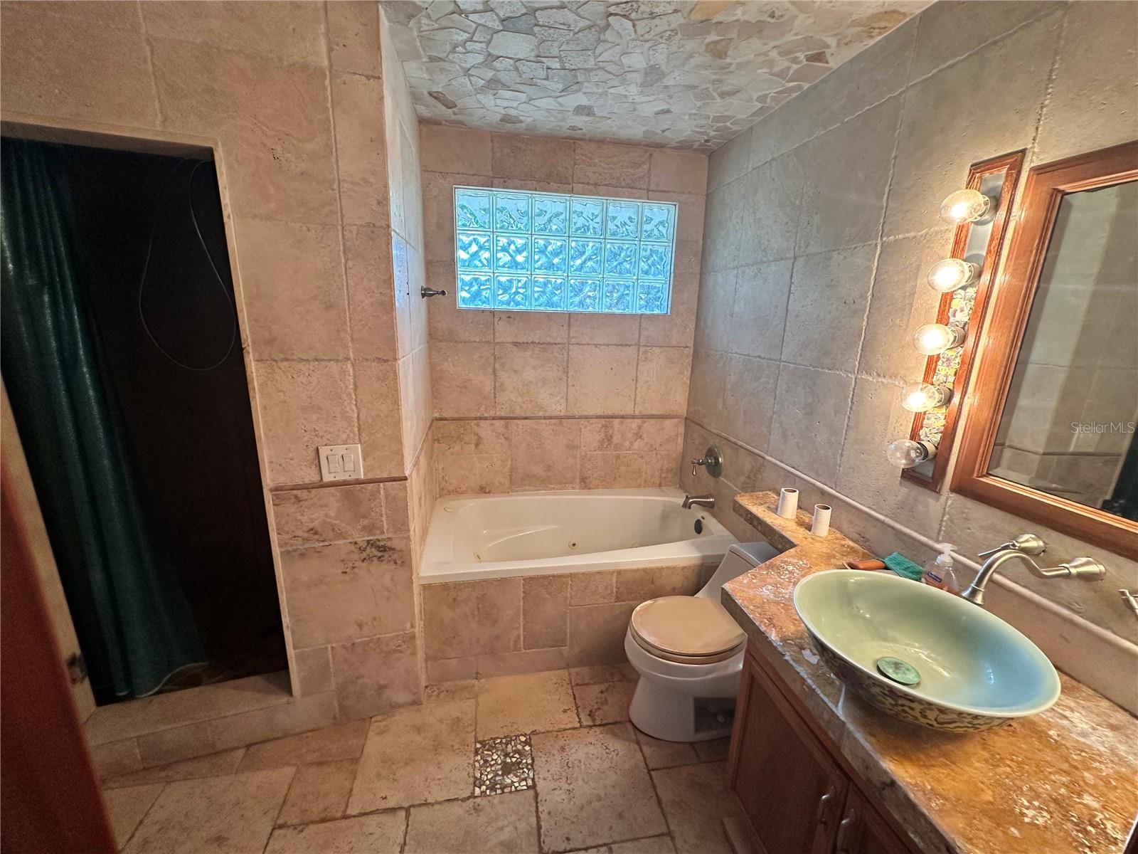 1879 Hideaway Ln Property Photo 16