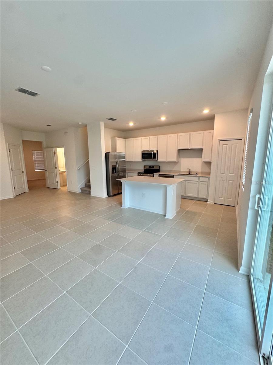 2557 Skyline Loop Property Photo 5