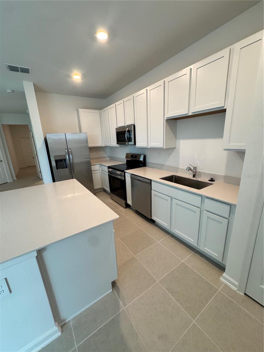 2557 Skyline Loop Property Photo 6