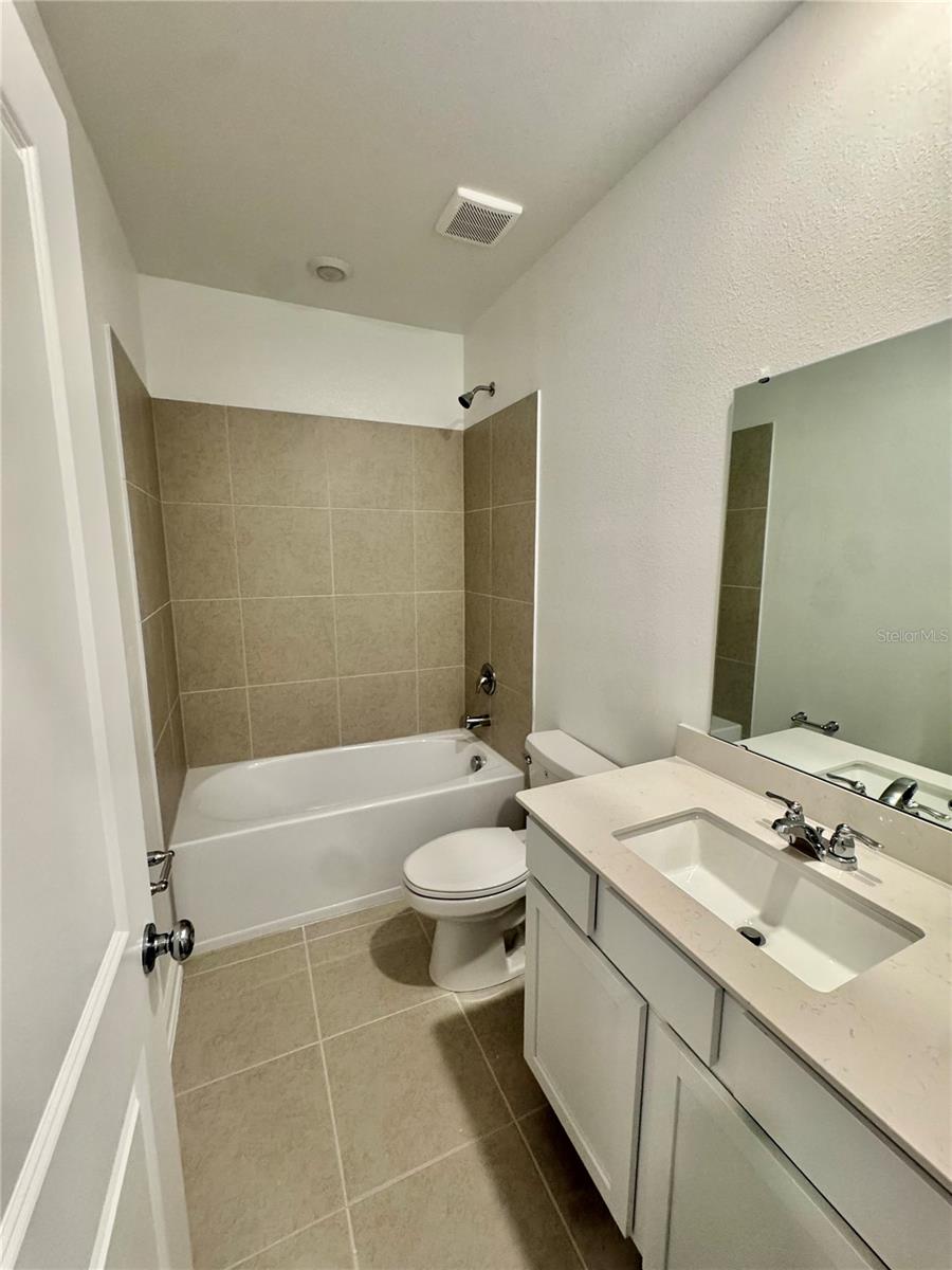 2557 Skyline Loop Property Photo 15