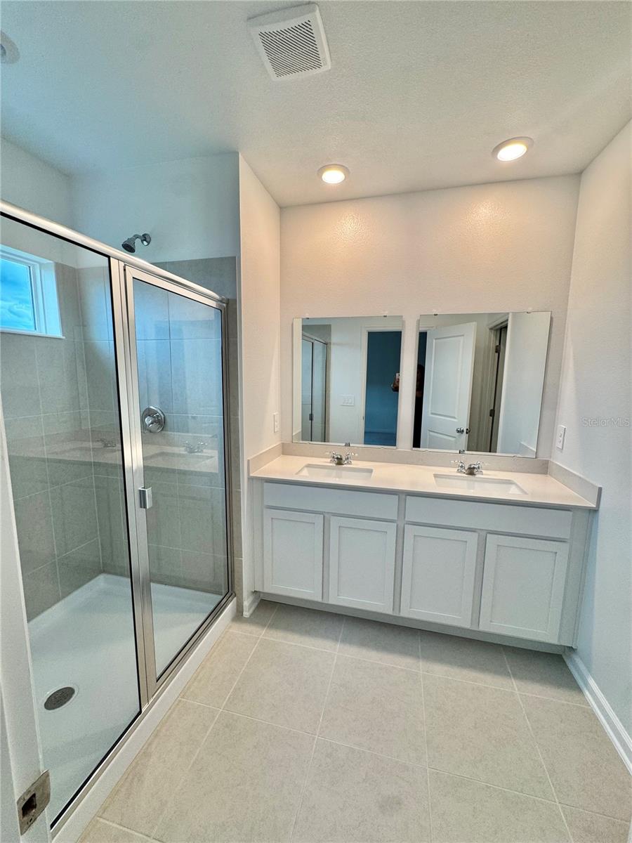2557 Skyline Loop Property Photo 17