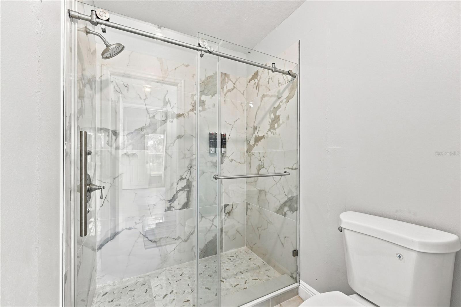 2537 Chatham Cir Property Photo 23