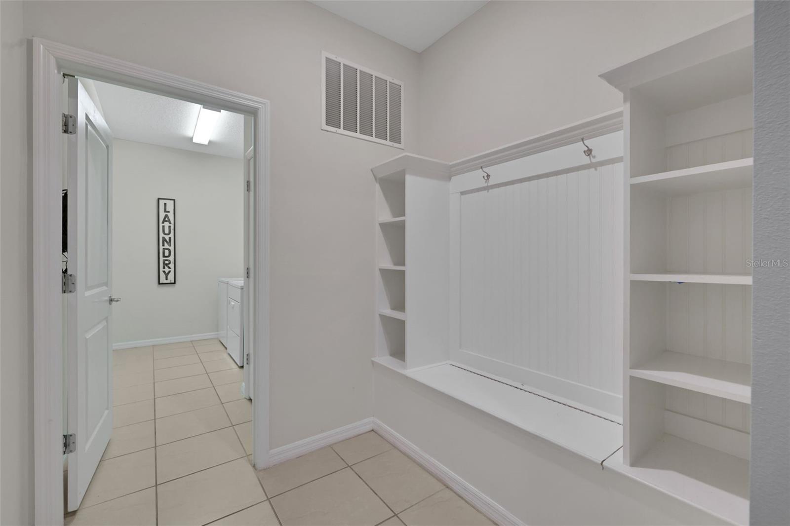 2127 Lelani Cir Property Photo 16