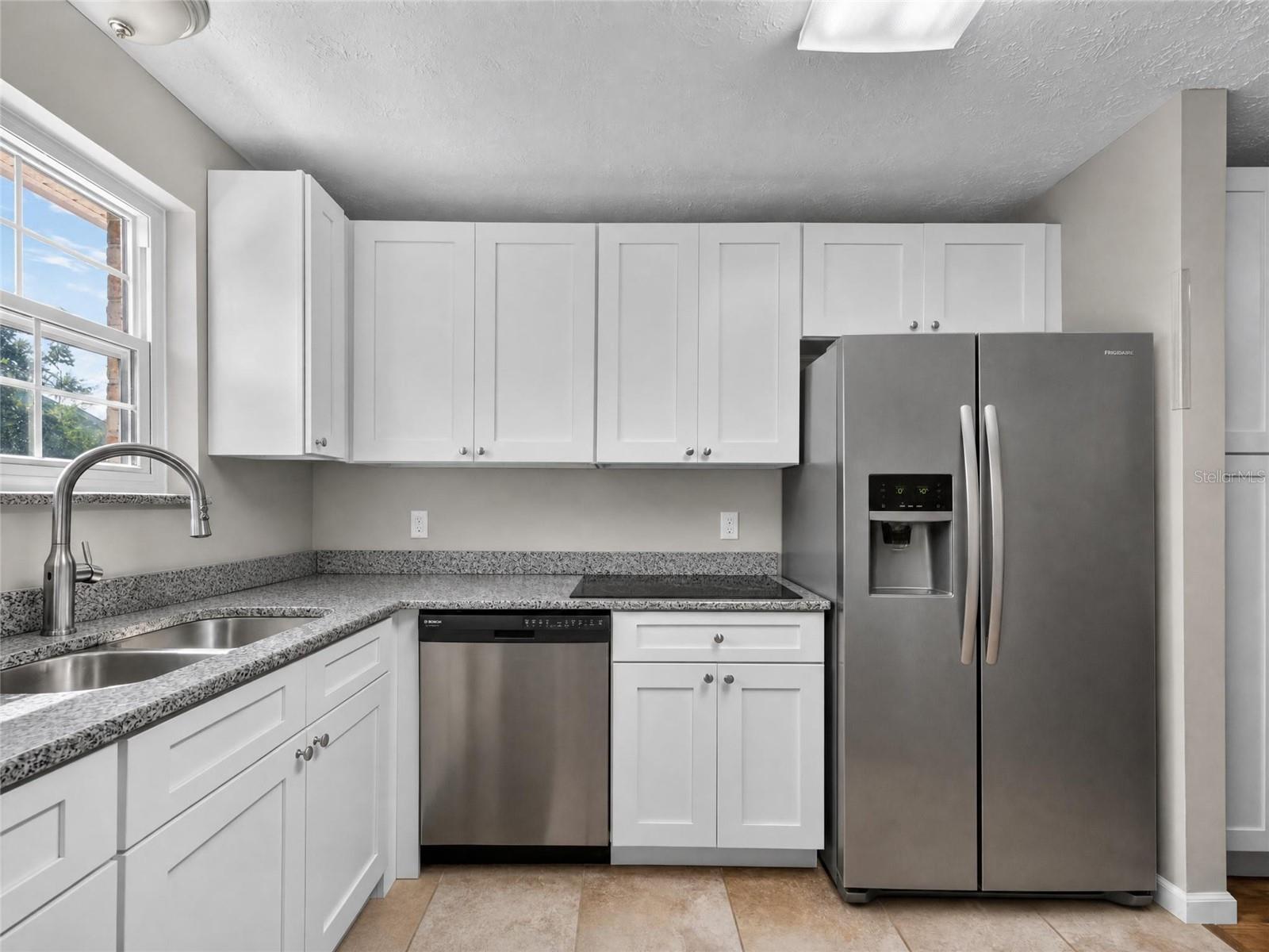 4386 Lake Underhill Rd #d Property Photo 8