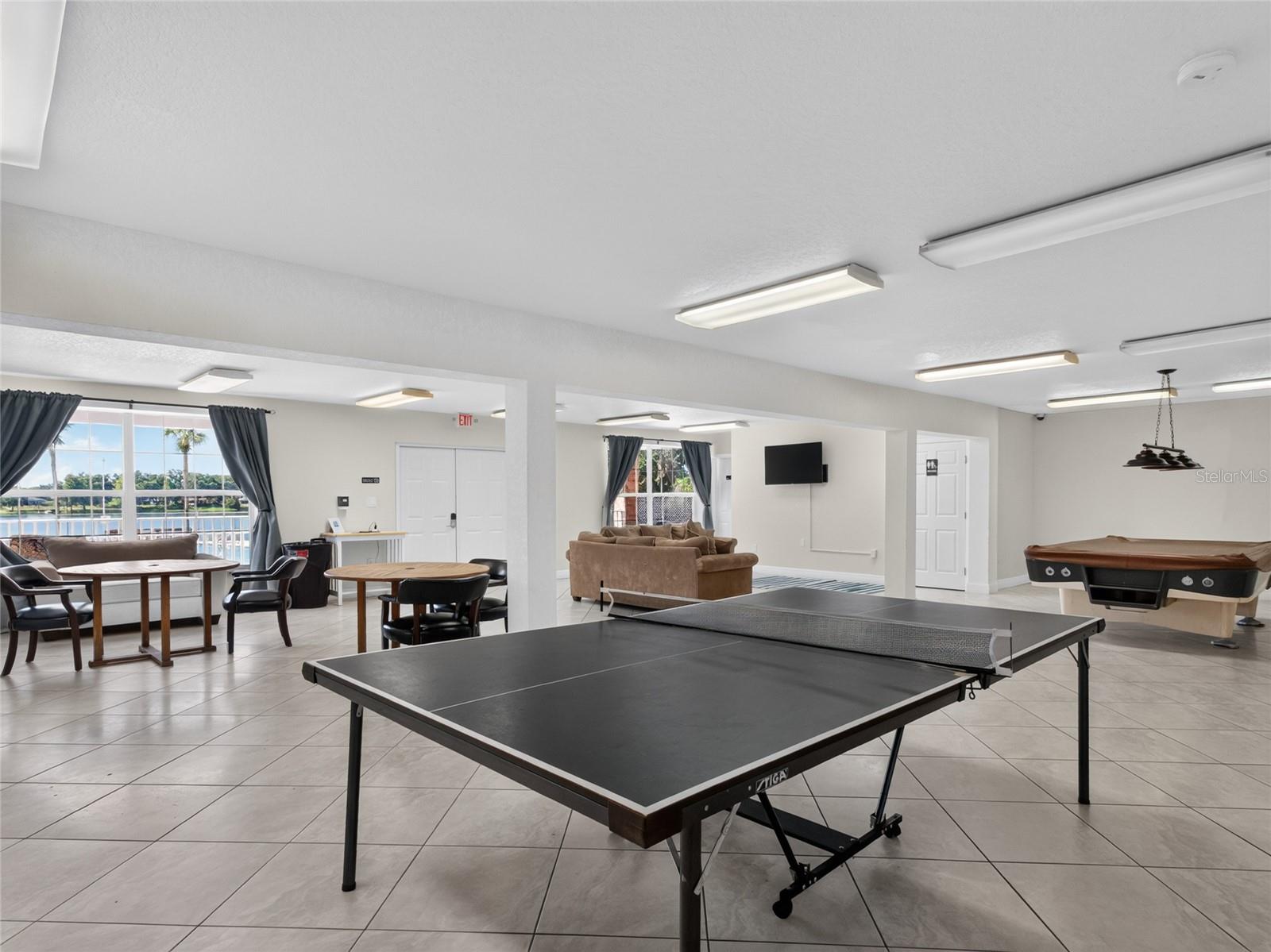 4386 Lake Underhill Rd #d Property Photo 47