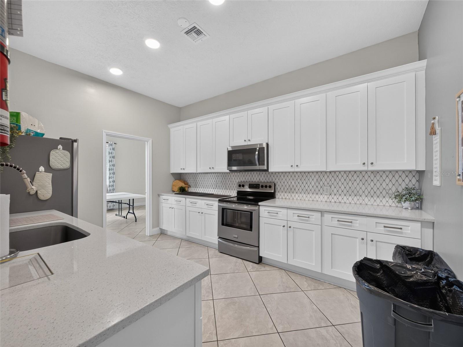 4386 Lake Underhill Rd #d Property Photo 56