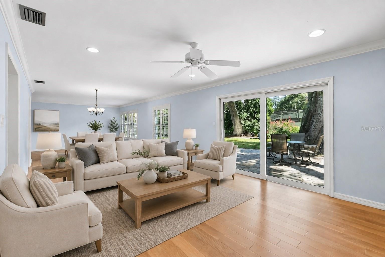 4429 Carolwood St Property Photo 4