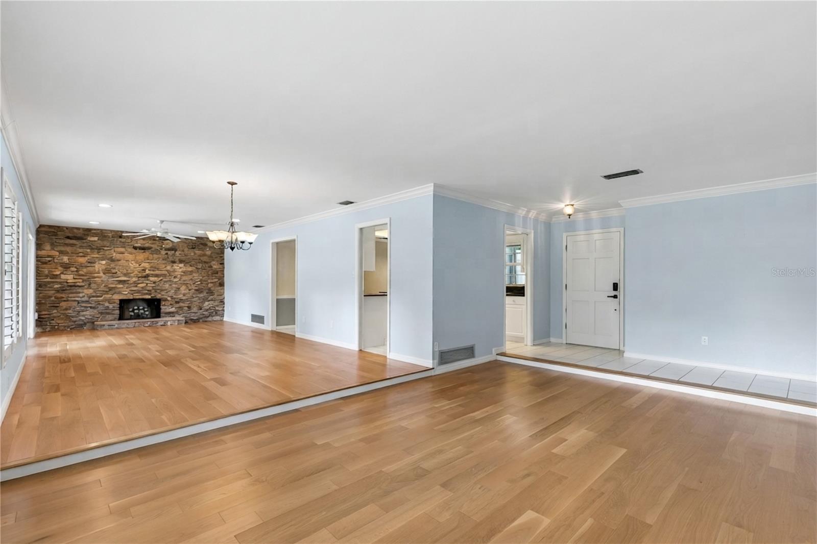 4429 Carolwood St Property Photo 18