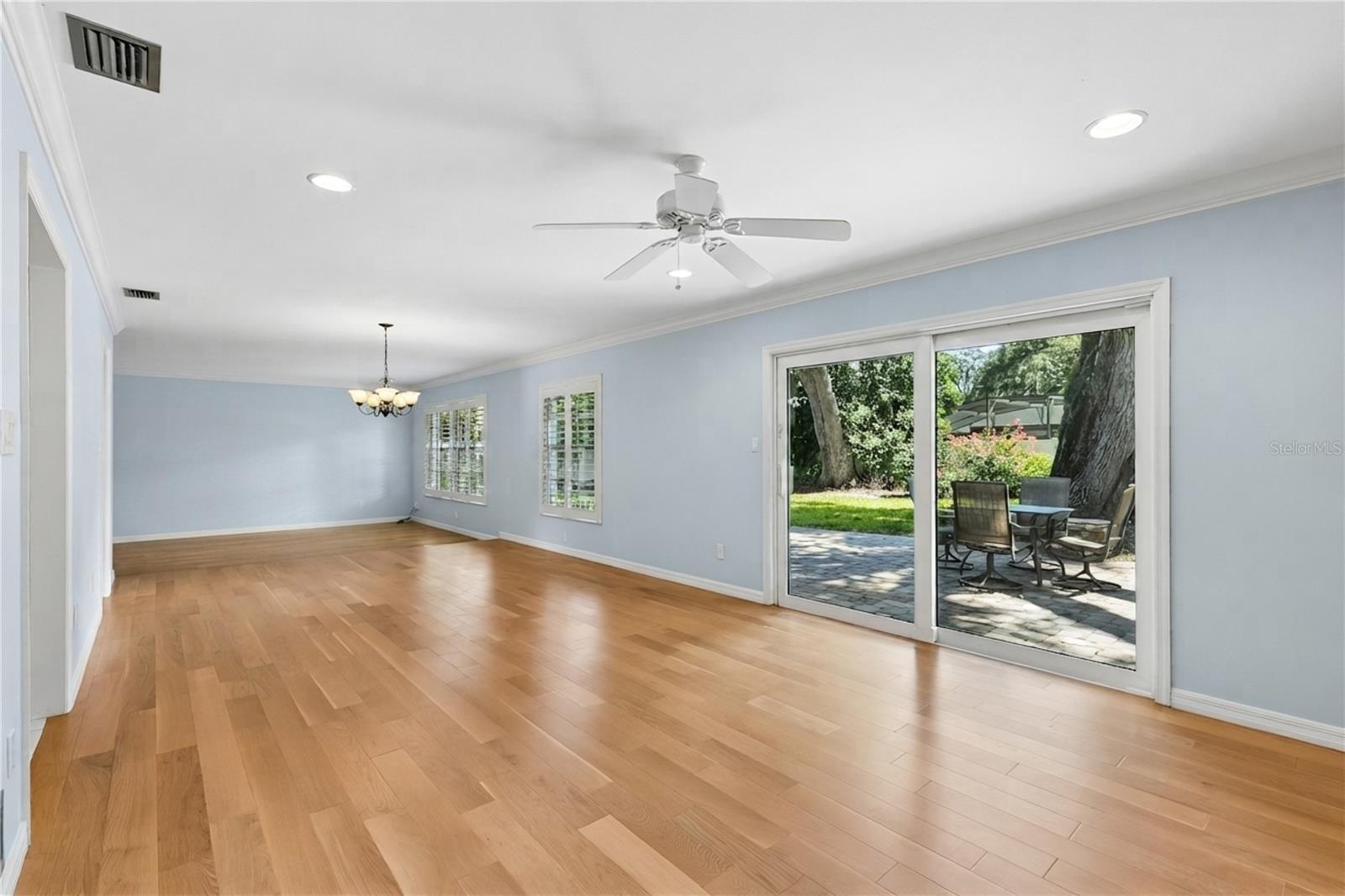 4429 Carolwood St Property Photo 20