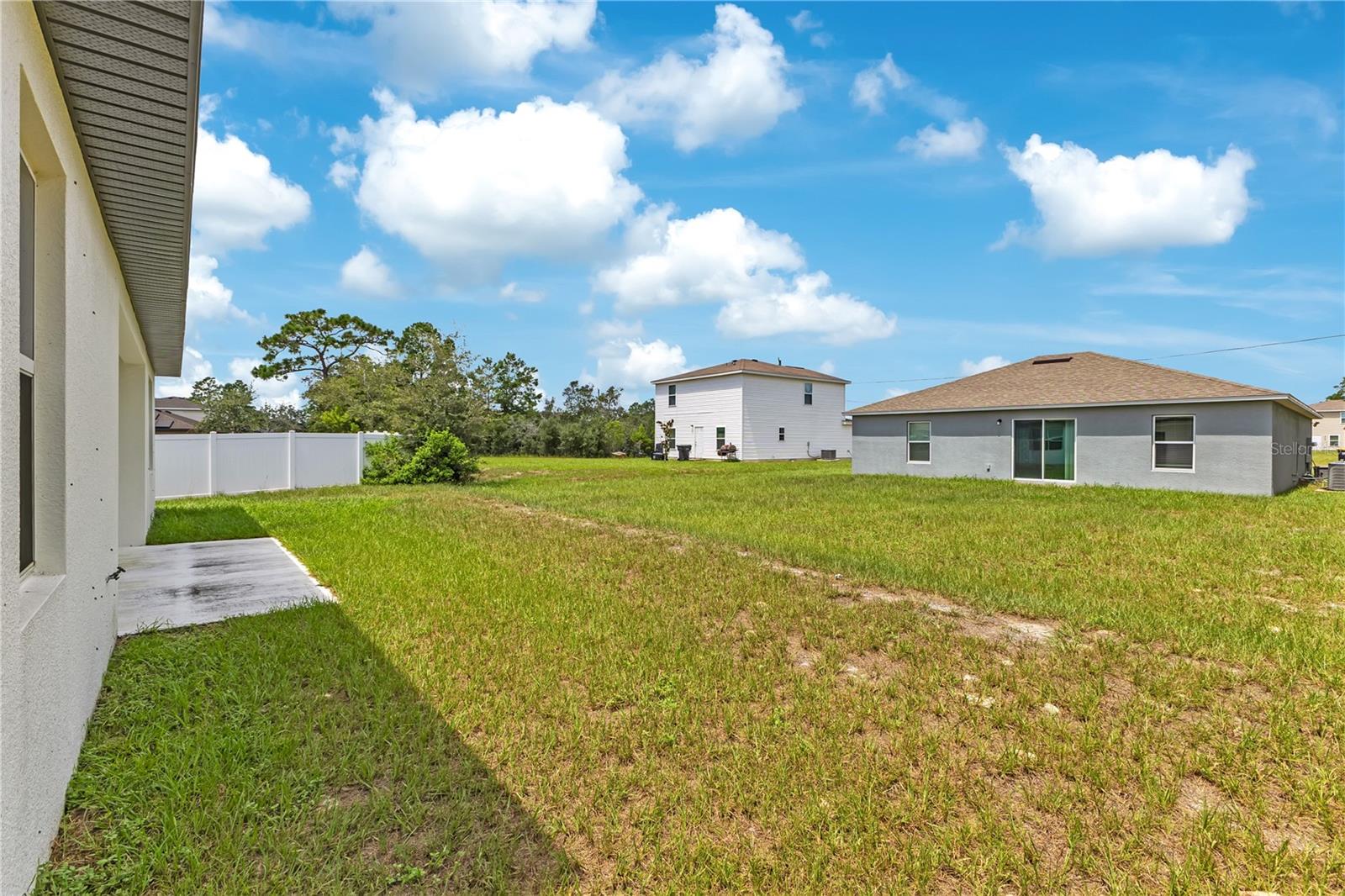 266 Hyacinth Ct Property Photo 24