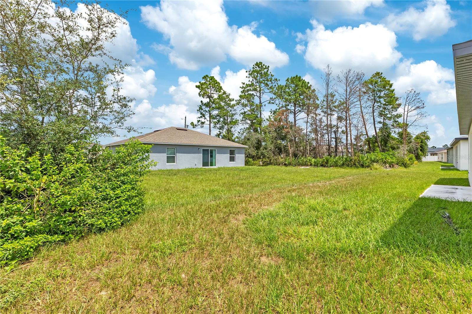 266 Hyacinth Ct Property Photo 25