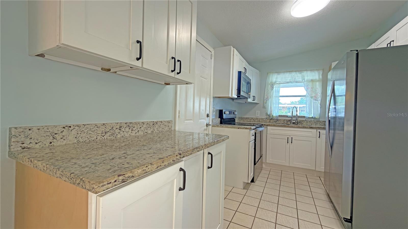 1311 Hillcrest Dr Property Photo 12