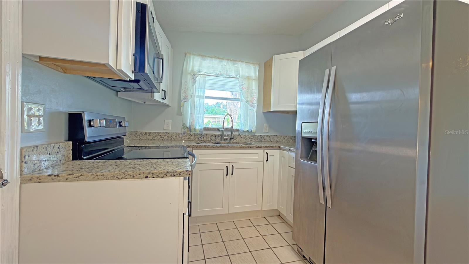 1311 Hillcrest Dr Property Photo 13