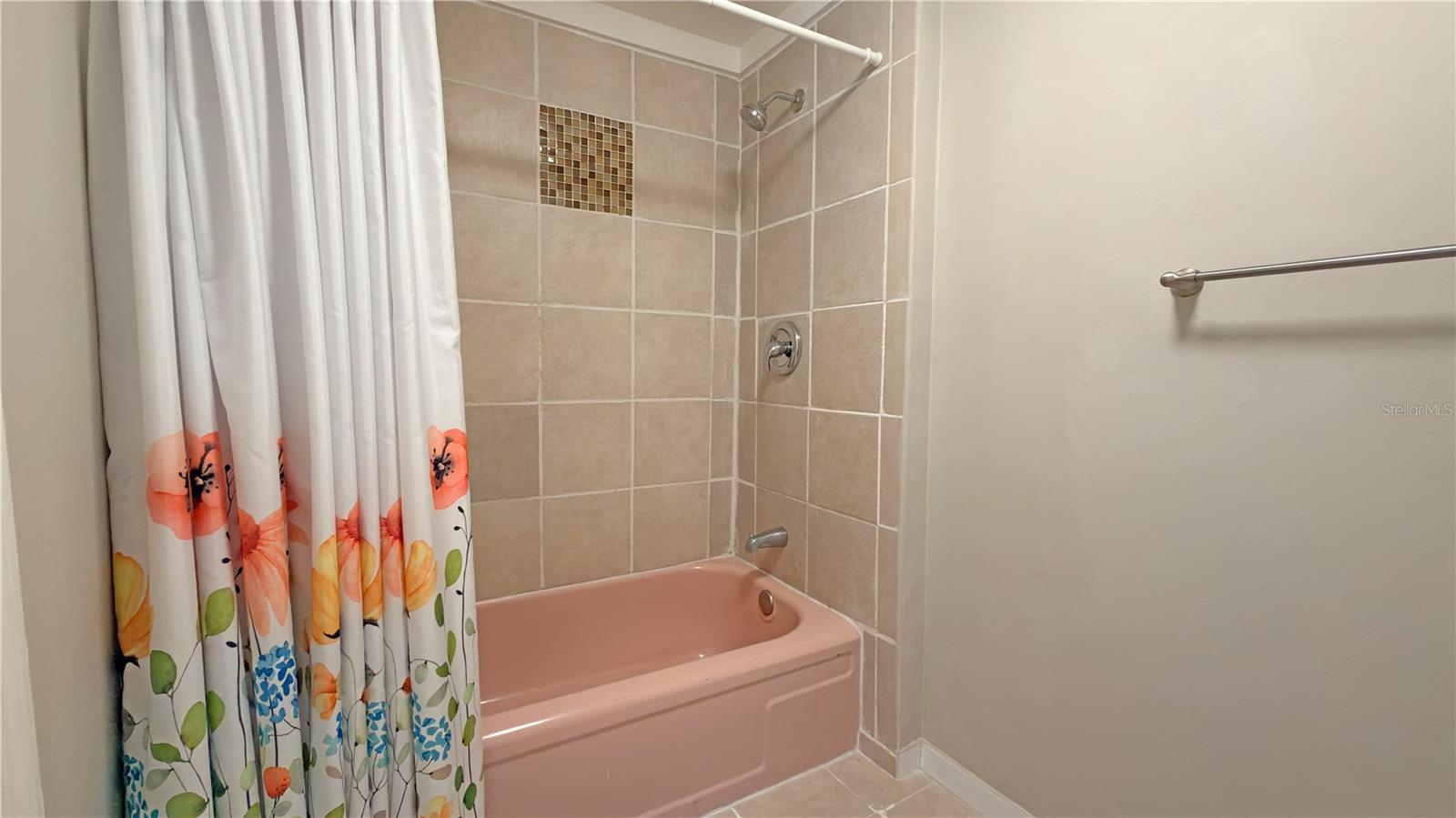 1311 Hillcrest Dr Property Photo 35