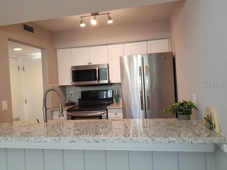 5101 Eaglesmere Dr #b03 Property Photo 9
