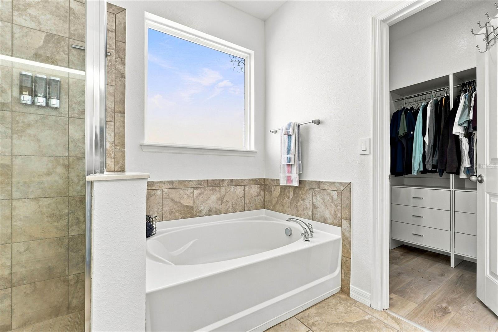 2050 Beacon Landing Cir Property Photo 25