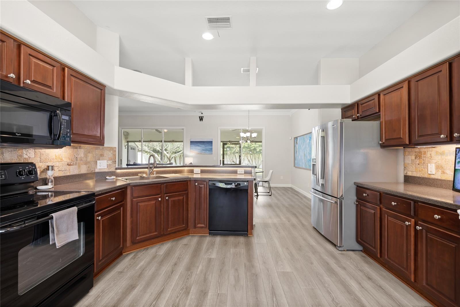 147 Costa Loop Property Photo 11