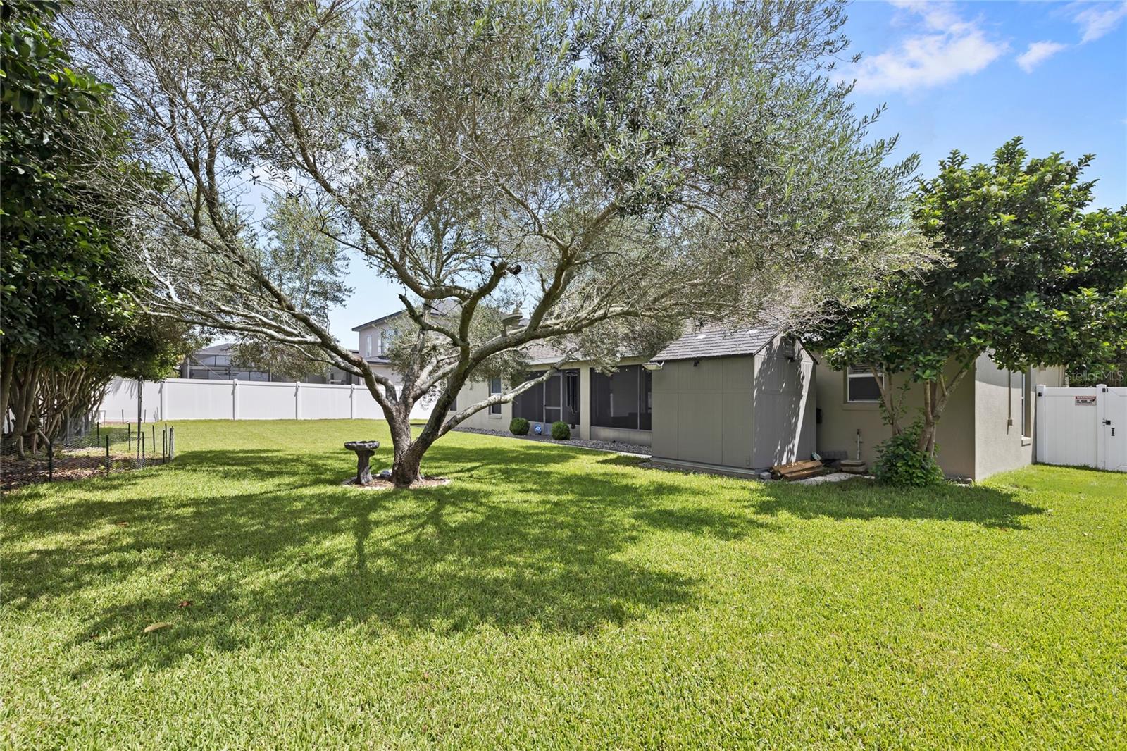 147 Costa Loop Property Photo 31