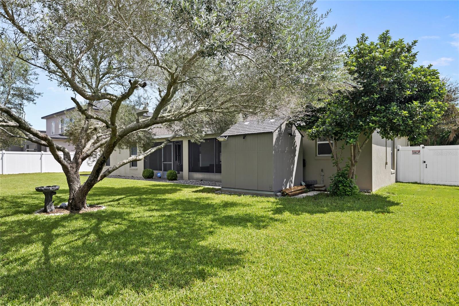 147 Costa Loop Property Photo 32