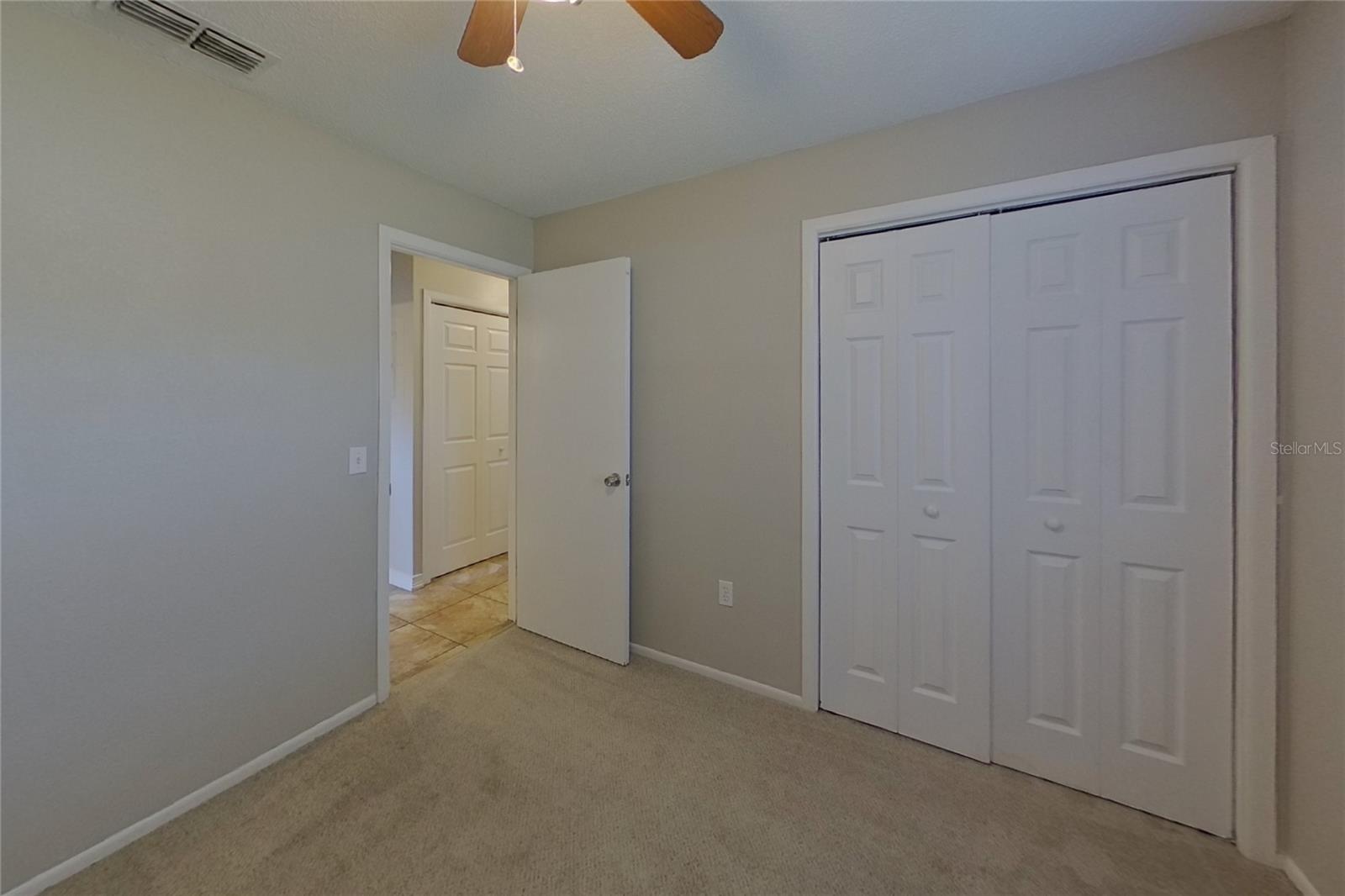 O6437074 Property Photo 11