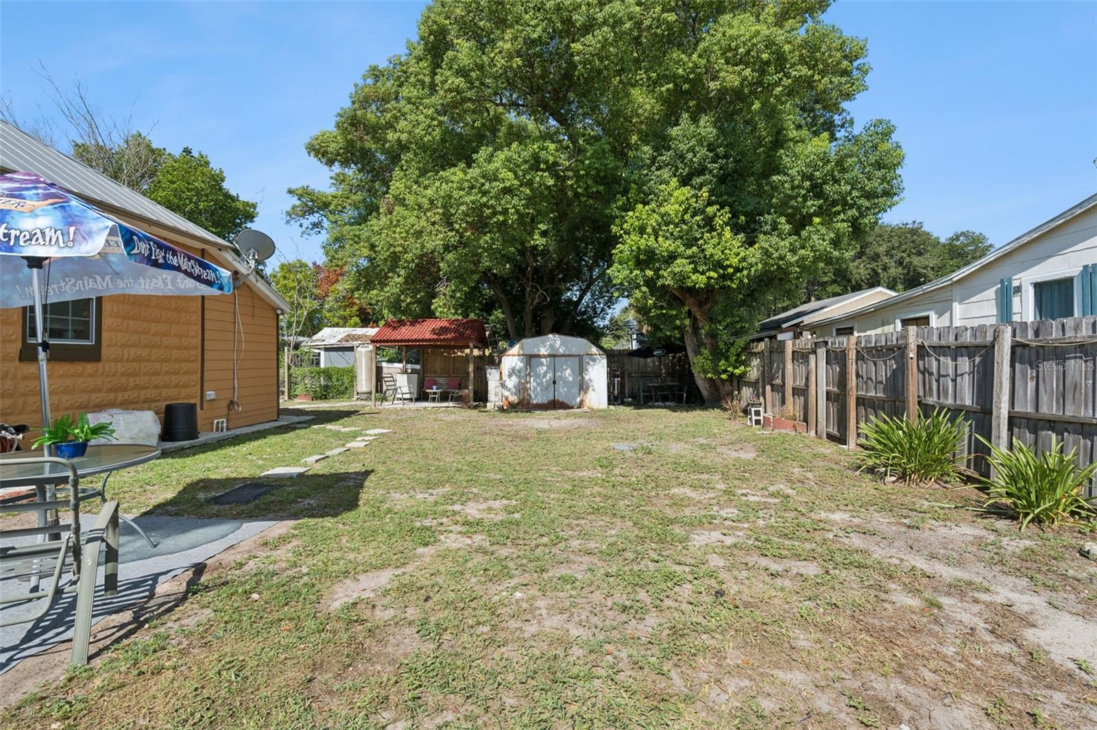1024 Vermont Ave Property Photo 37