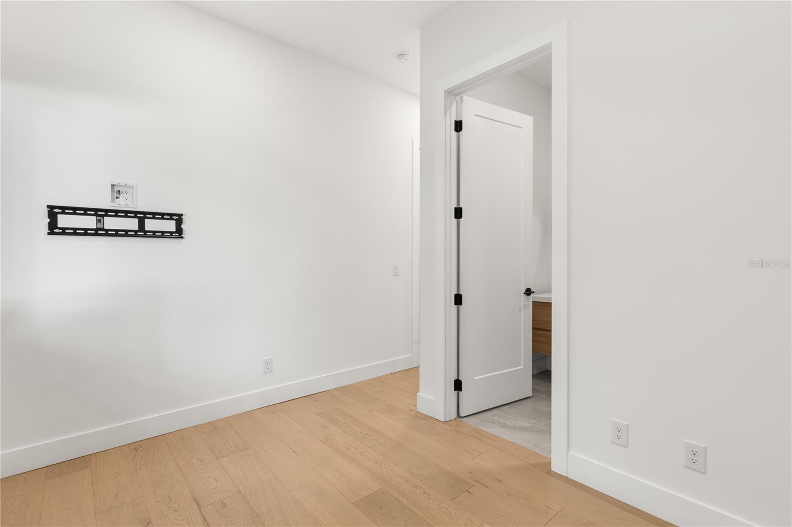 930 East Blvd Property Photo 30