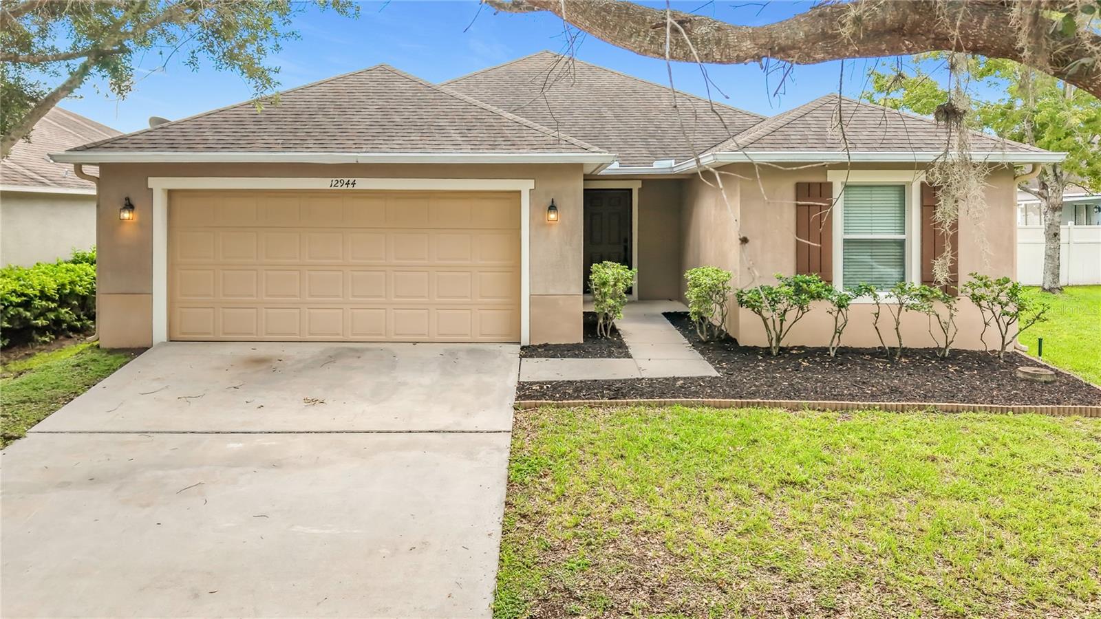 12944 Boggy Pointe Dr Property Photo 1