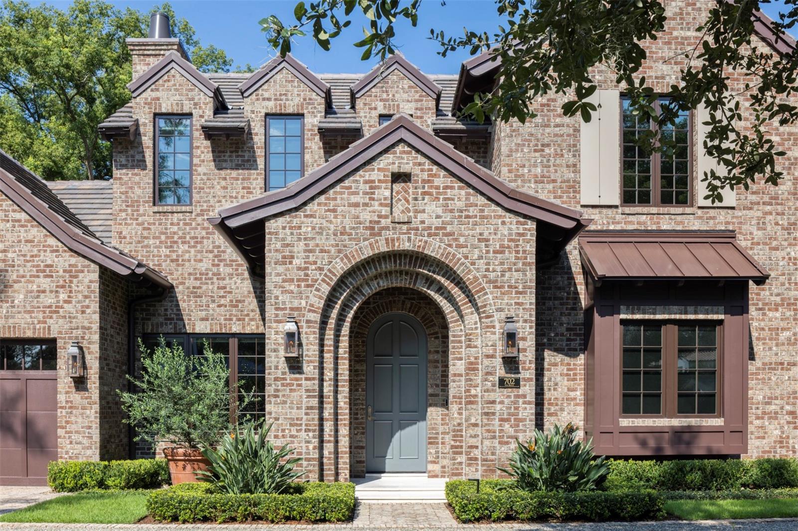 702 Via Bella Property Photo 5