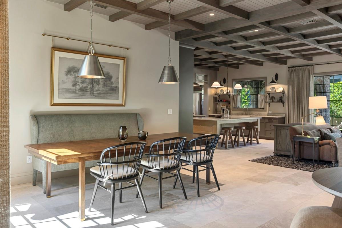 702 Via Bella Property Photo 7
