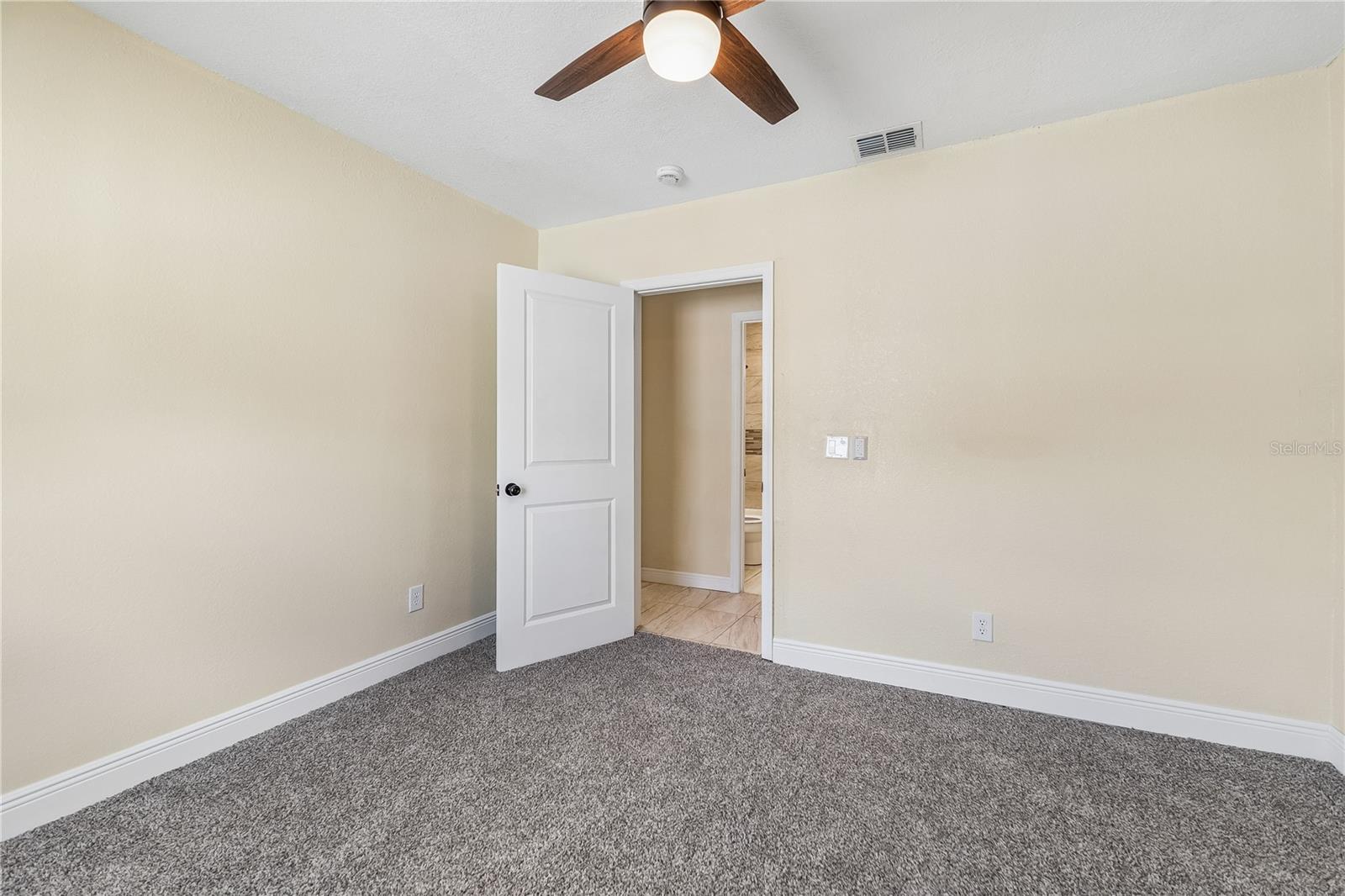 512 Bennett St Property Photo 12
